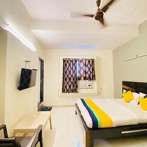 Hotel Aakash Navrangpura
